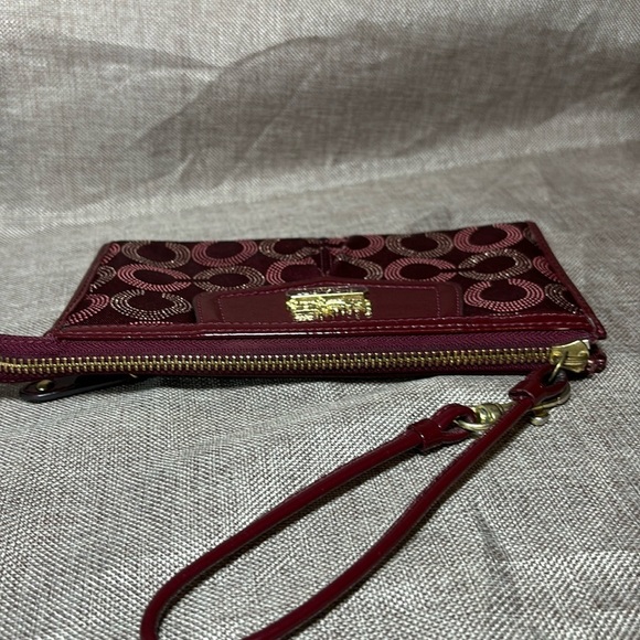 Coach Crimson Signature Madison Dotted Classic Canvas Wristlet EUC - Picture 7 of 11